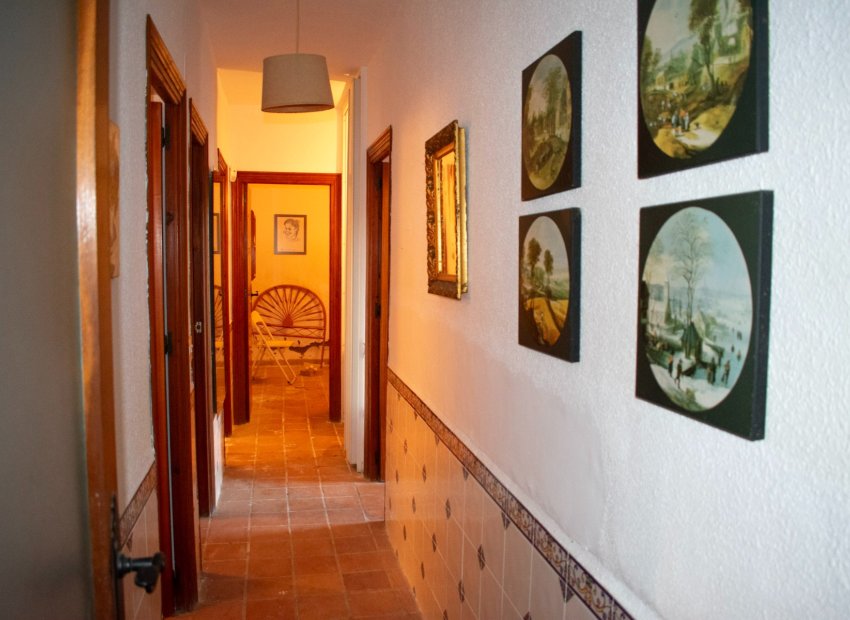 Resale - Villa - Torrevieia - Torrevieja