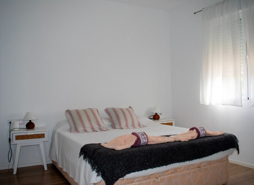 Resale - Villa - Torrevieia - Torrevieja