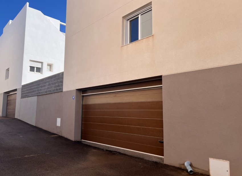 Resale - Villa - Torrevieia - Torrevieja