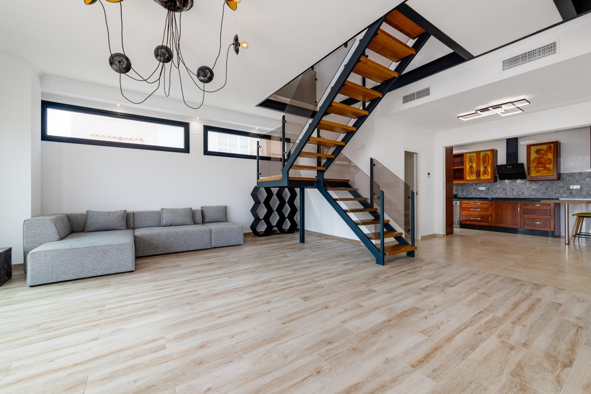 Resale - Villa - Torrevieia - Torrevieja