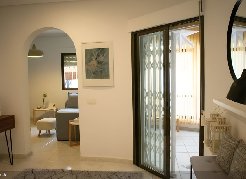 Resale - Villa - Torrevieia - Torrevieja