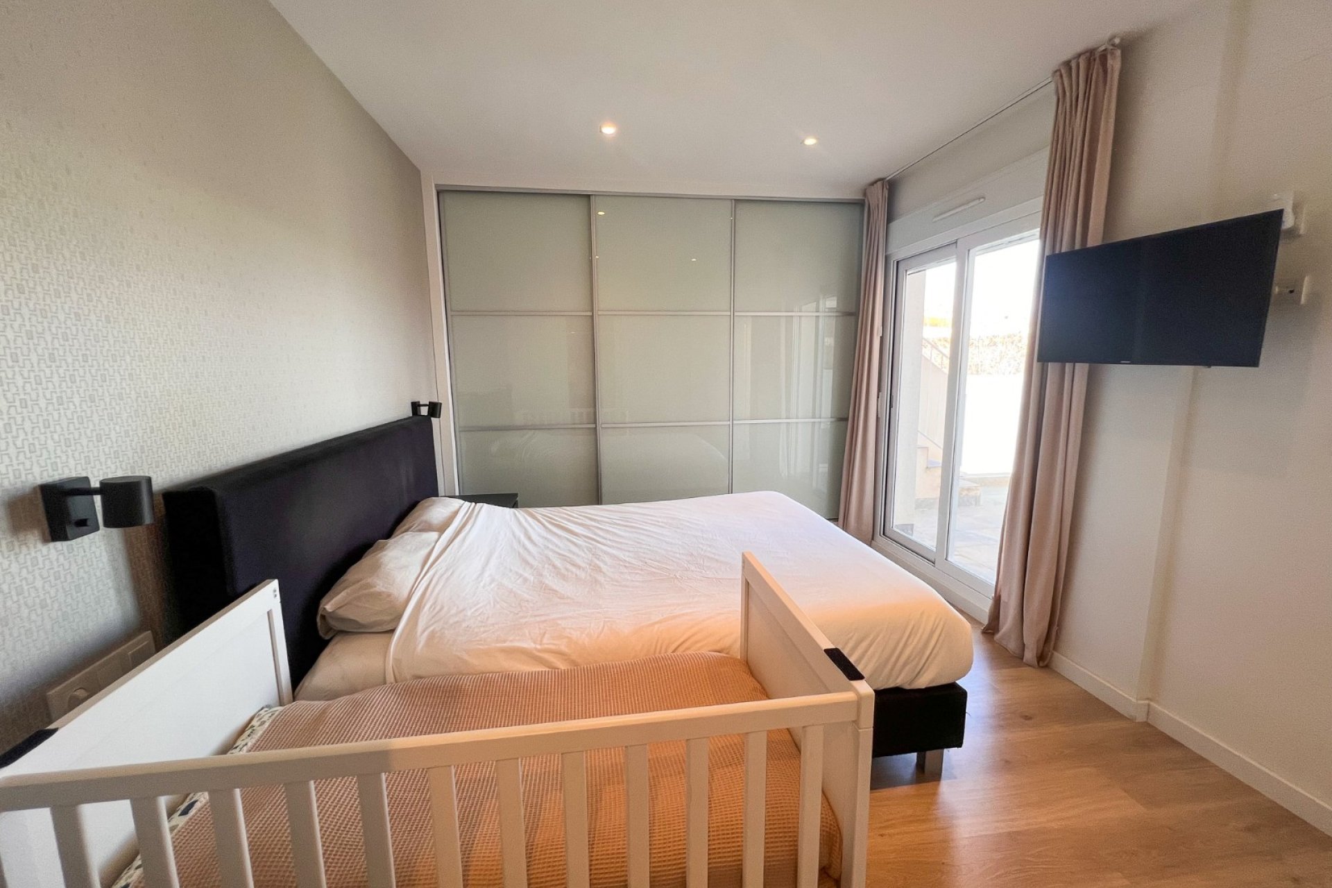 Resale - Villa - Torrevieia - Torrevieja