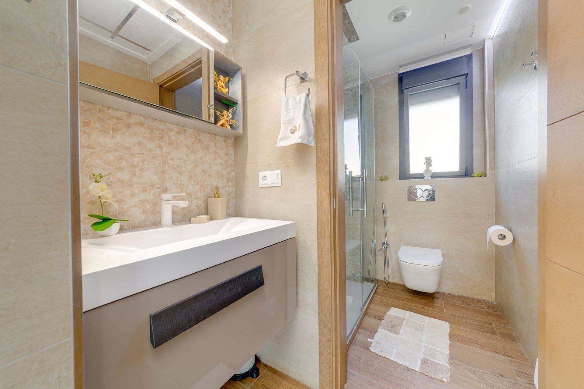 Resale - Villa - Torrevieia - Torrevieja