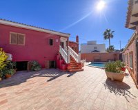 Resale - Villa - Torrevieia - Torrevieja