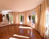 Resale - Villa - Torrevieia - Torrevieja