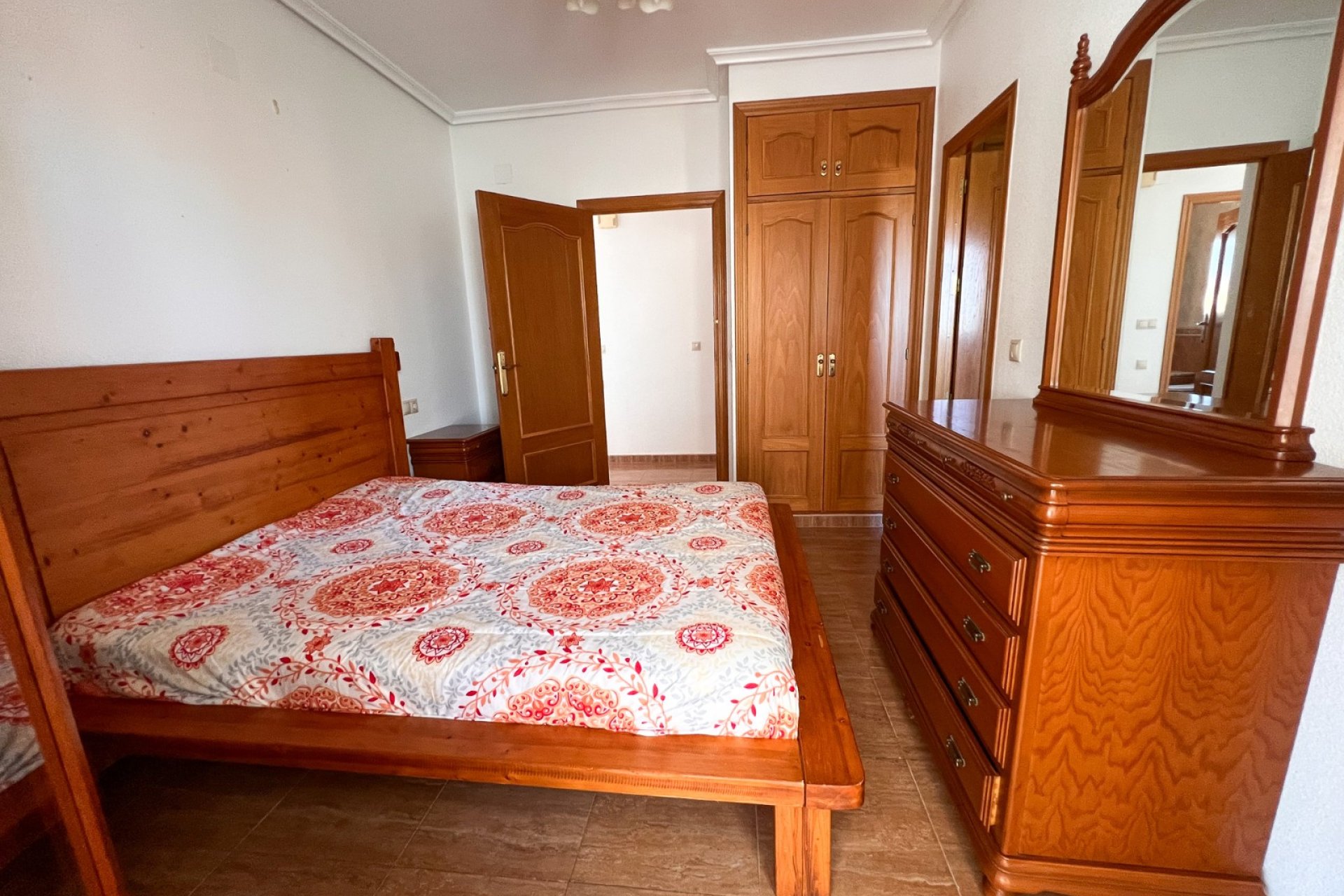 Resale - Villa - Torrevieia - Torrevieja