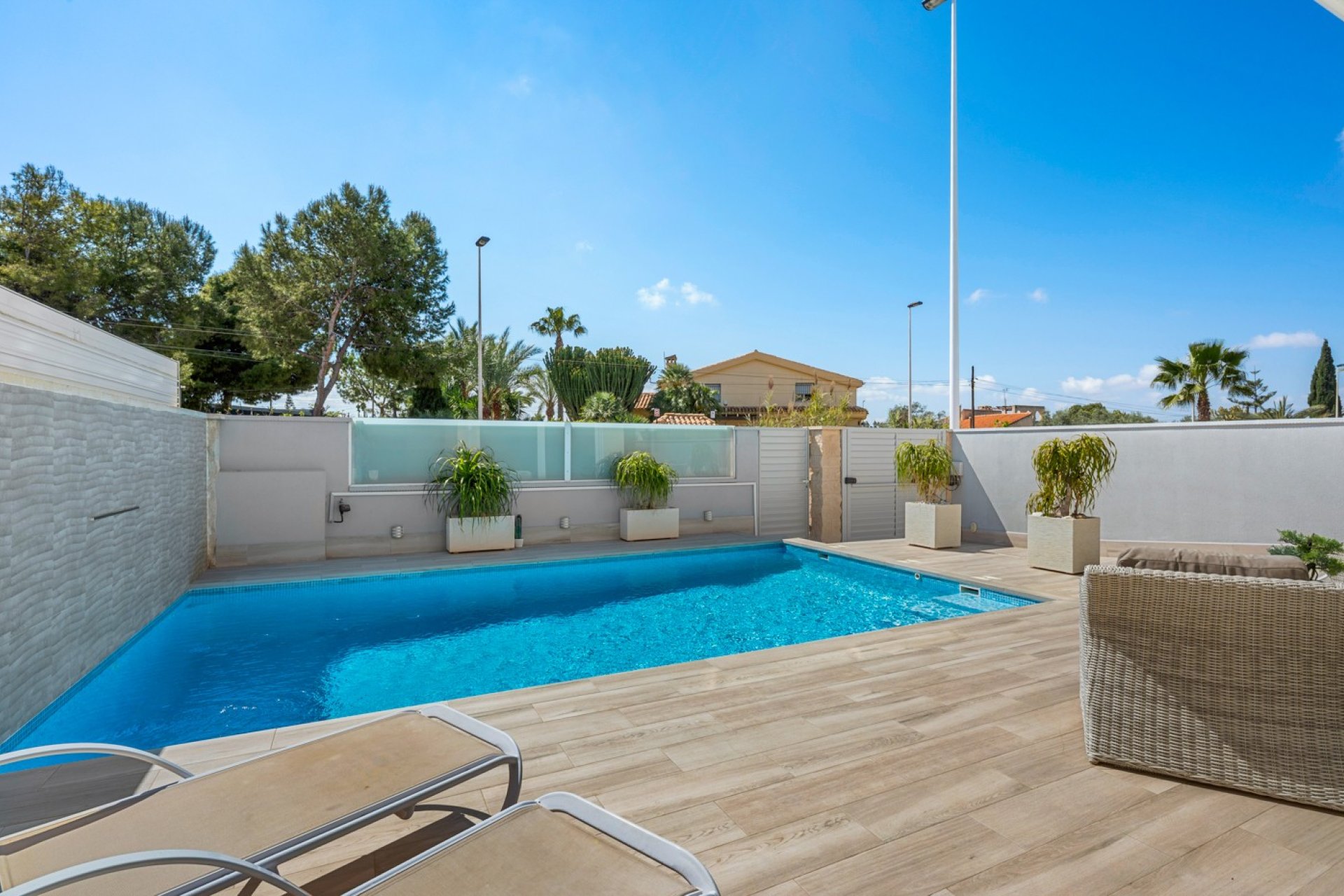 Resale - Villa - Torrevieia - Torrevieja