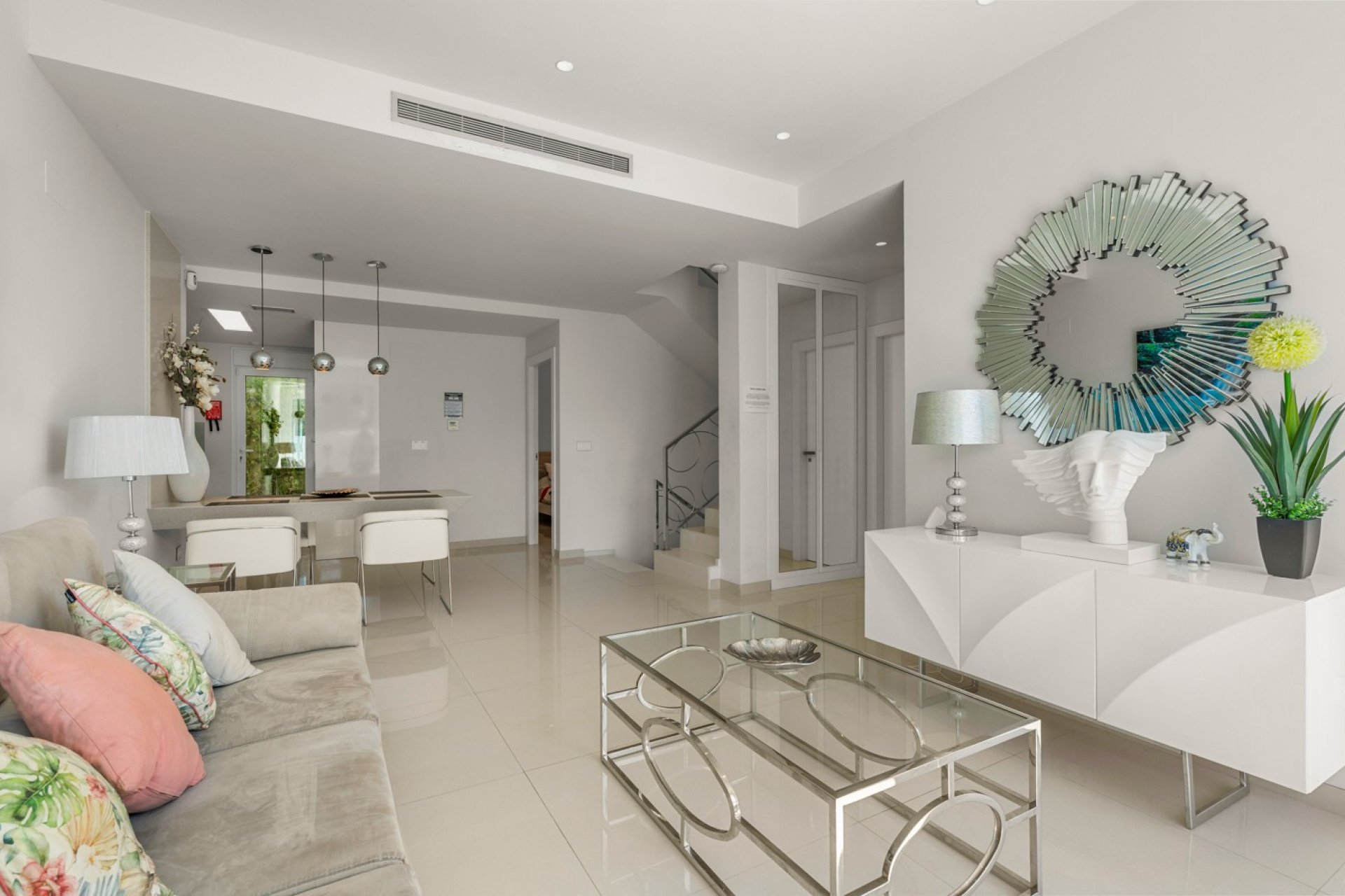 Resale - Villa - Torrevieia - Torrevieja