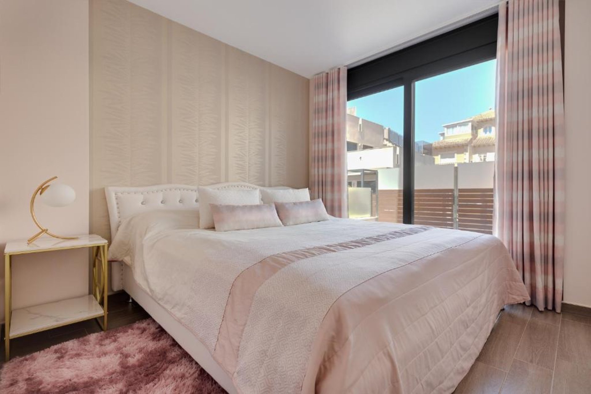 Resale - Villa - Torrevieia - Torrevieja
