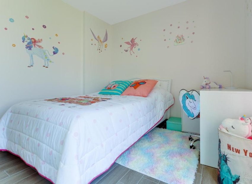 Resale - Villa - Torrevieia - Torrevieja
