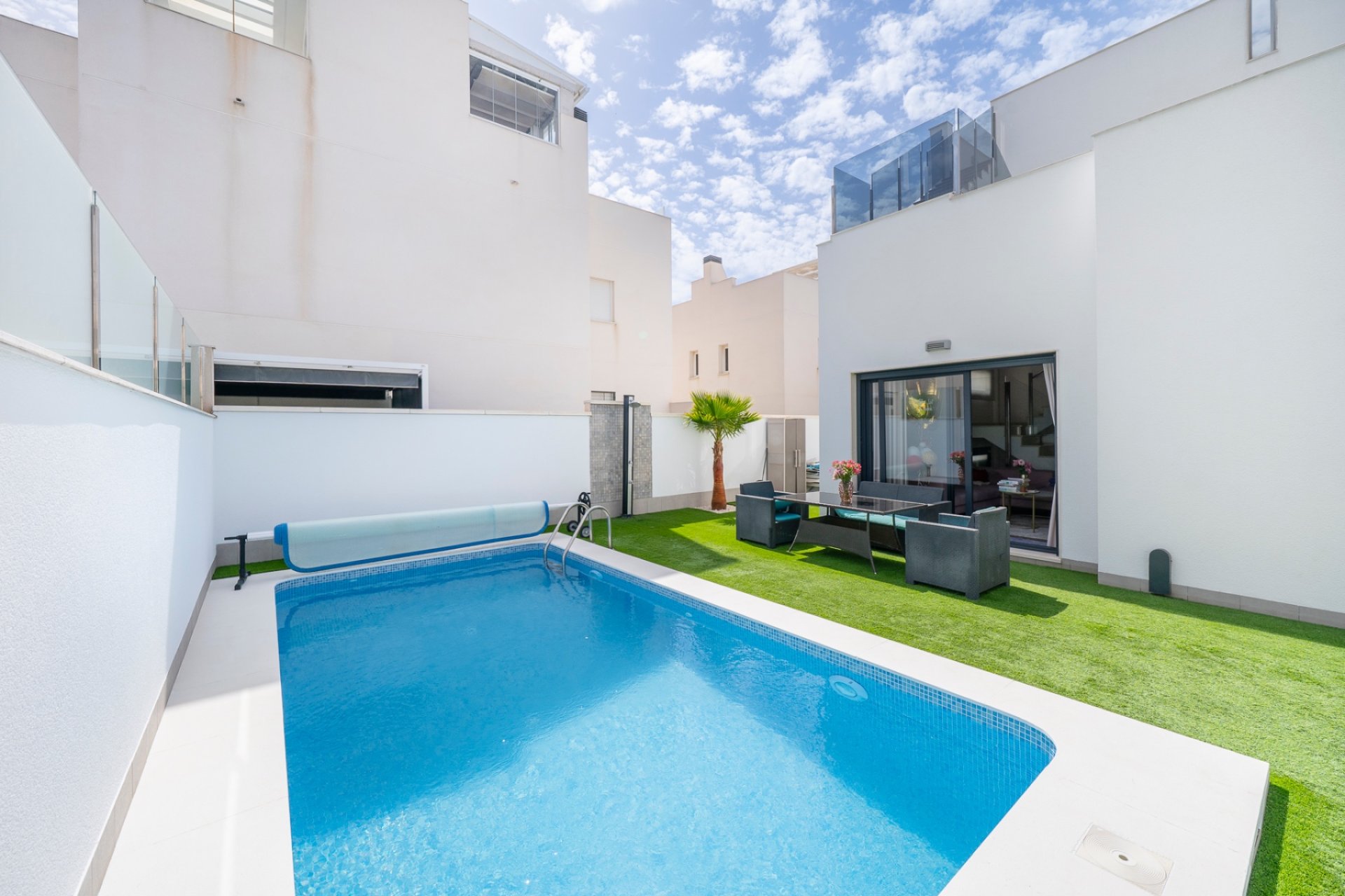 Resale - Villa - Torrevieia - Torrevieja