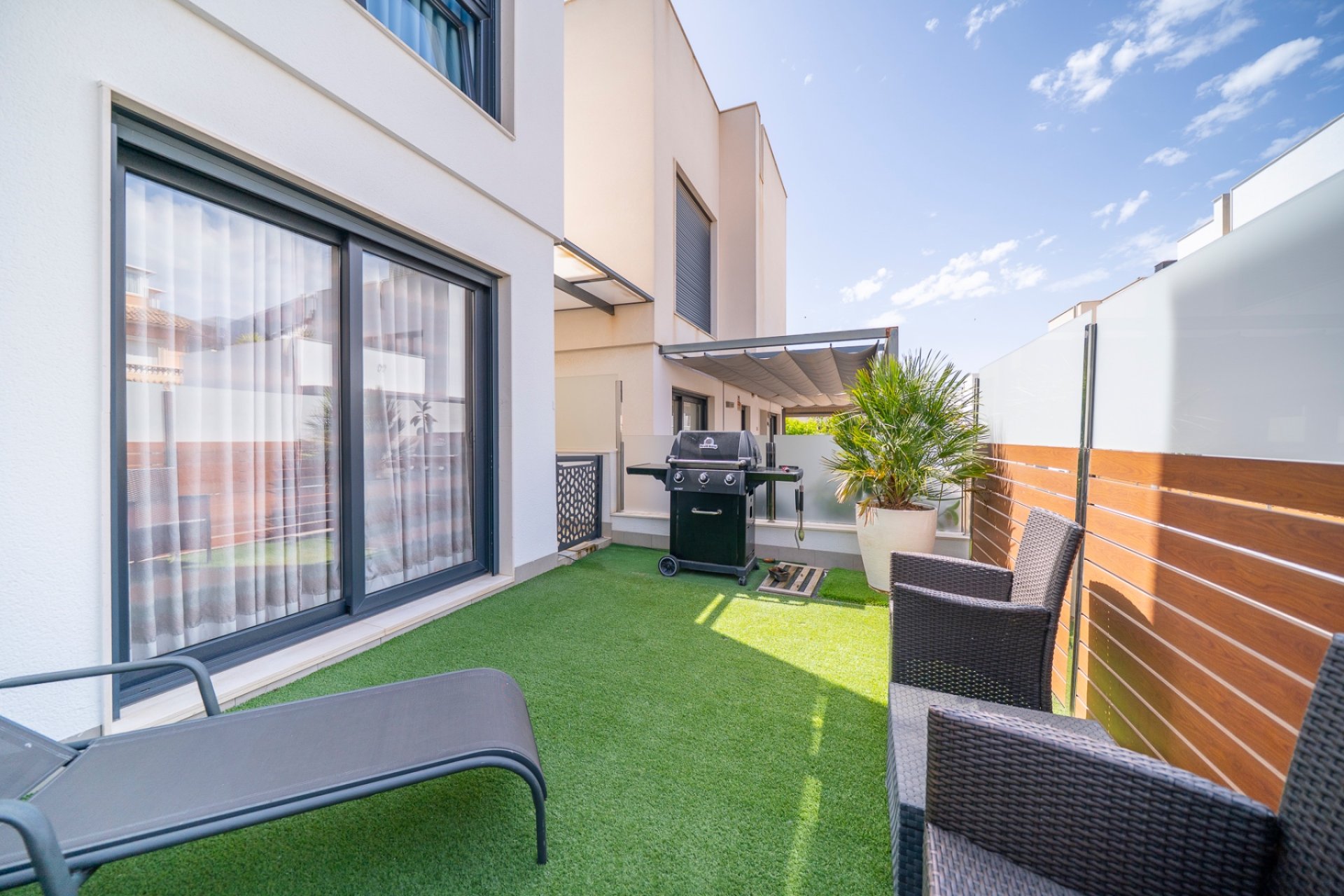 Resale - Villa - Torrevieia - Torrevieja