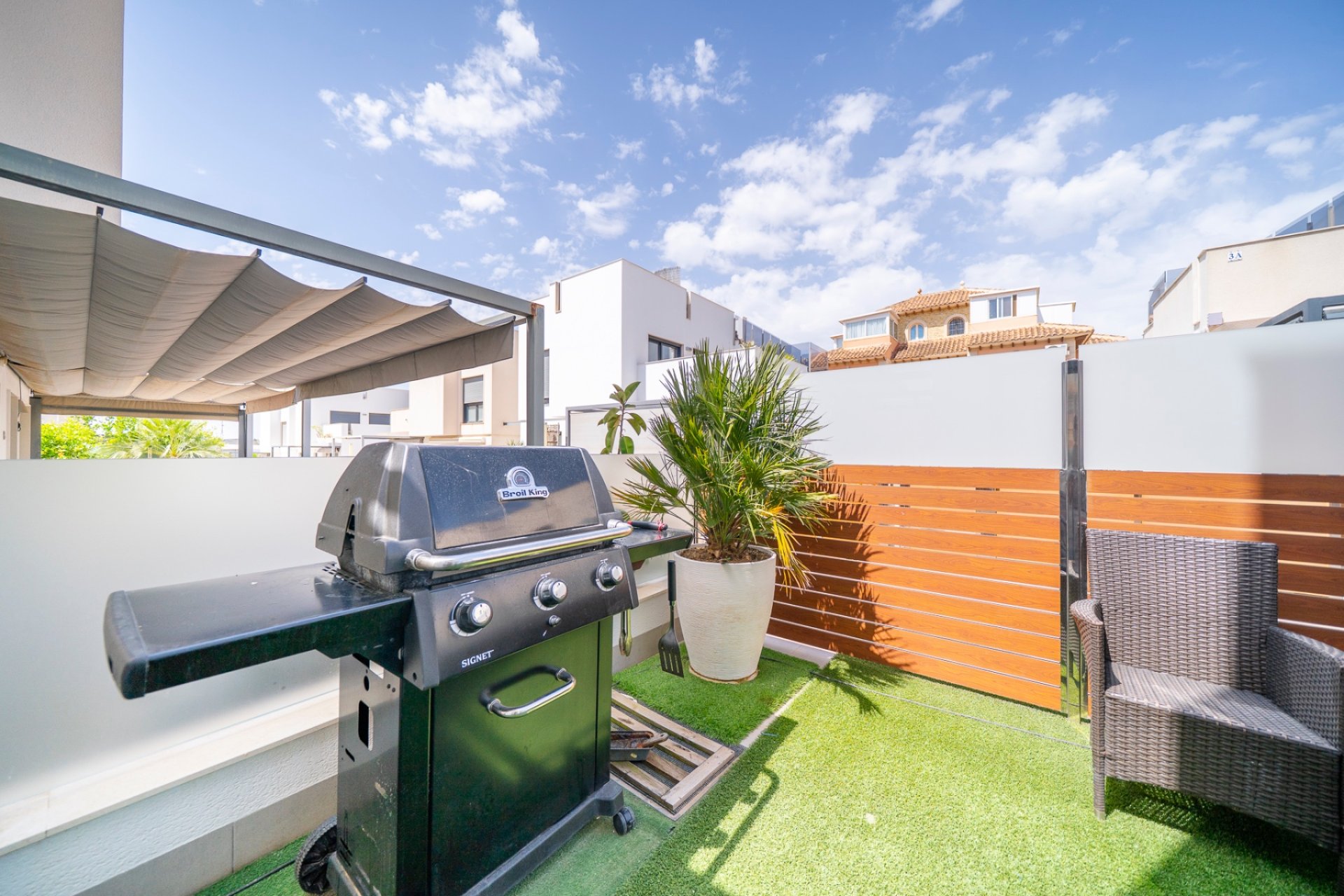 Resale - Villa - Torrevieia - Torrevieja