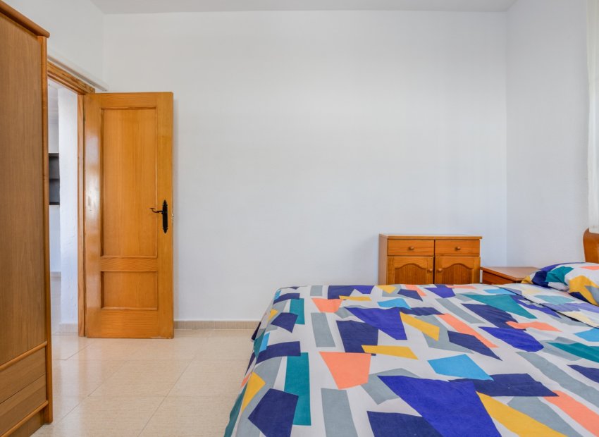 Resale - Villa - Torrevieia - Urbanización San Luis