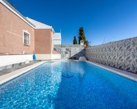 Resale - Villa - Torrevieia - Urbanización San Luis