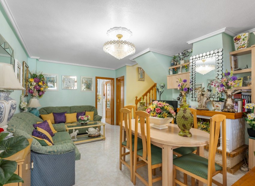 Resale - Villa - Torrevieia - Zona los Frutales