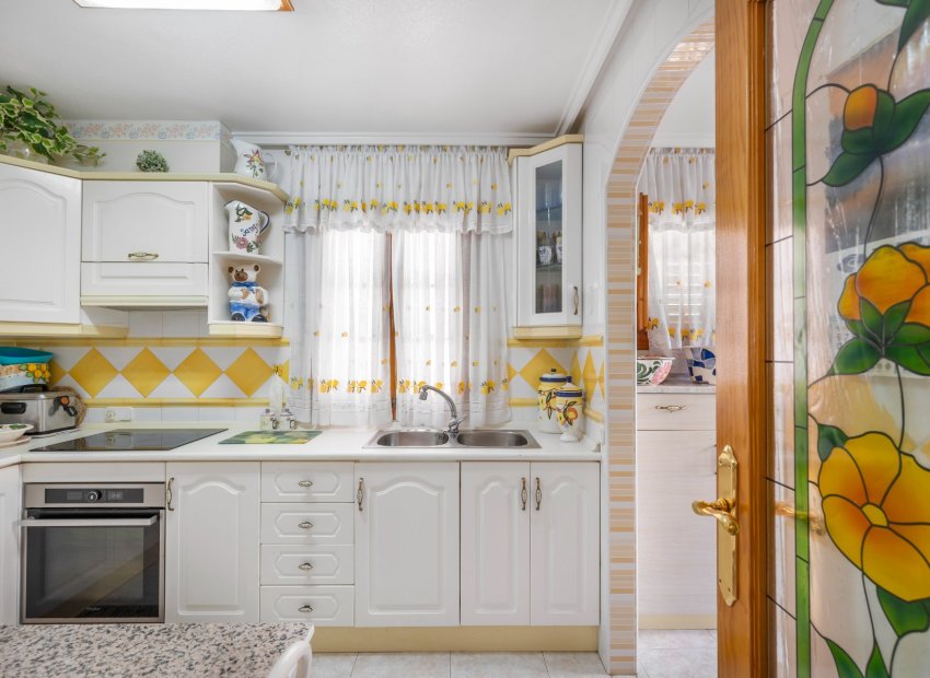 Resale - Villa - Torrevieia - Zona los Frutales