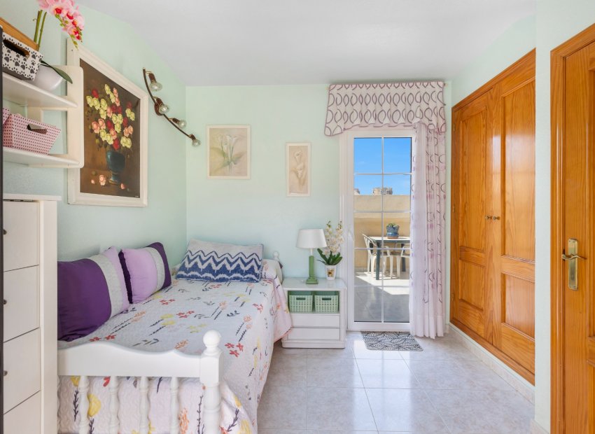 Resale - Villa - Torrevieia - Zona los Frutales