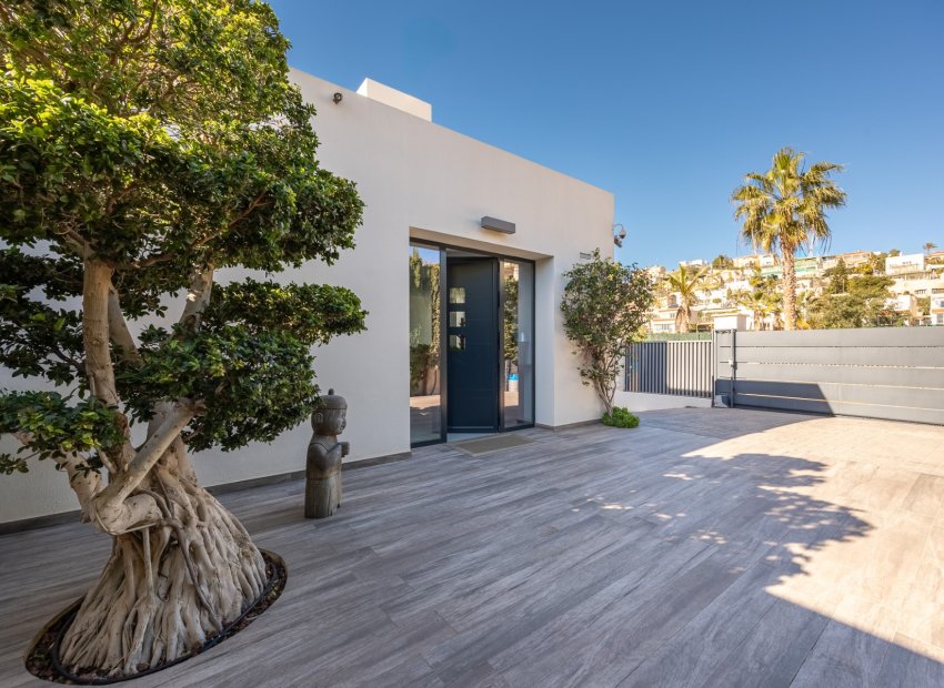 Resale - Villa - Villajoyosa - Montiboli