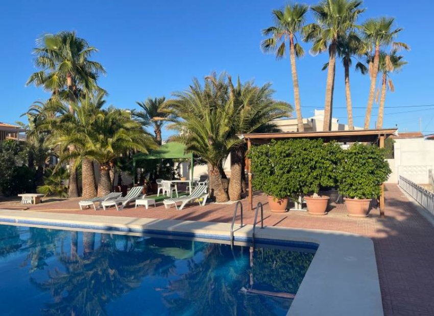 Resale - Villa - Villajoyosa - Varadero/ Estudiantes beach