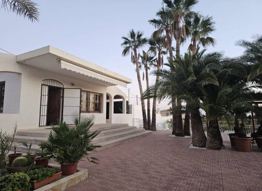 Resale - Villa - Villajoyosa - Varadero/ Estudiantes beach