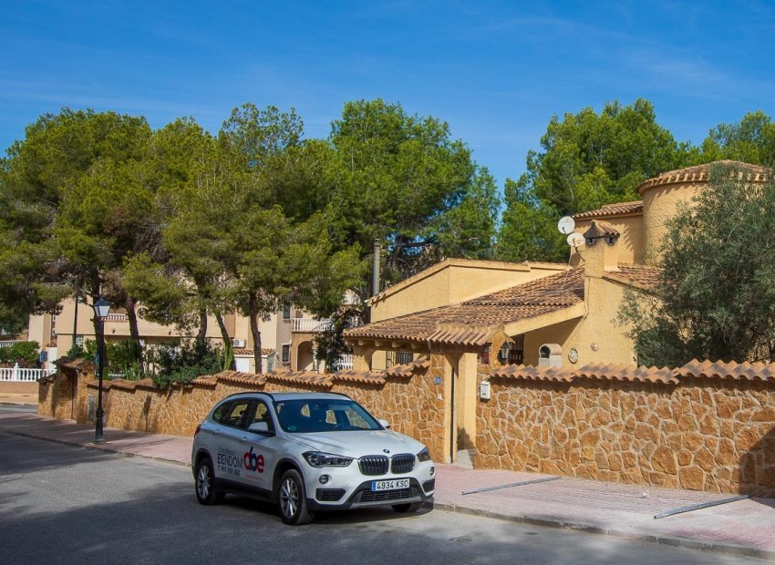 Resale - Villa - Villamartín - Las Filipinas