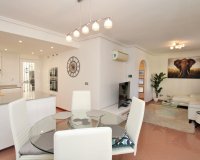 Resale - Villa - Villamartín - Los Dolses