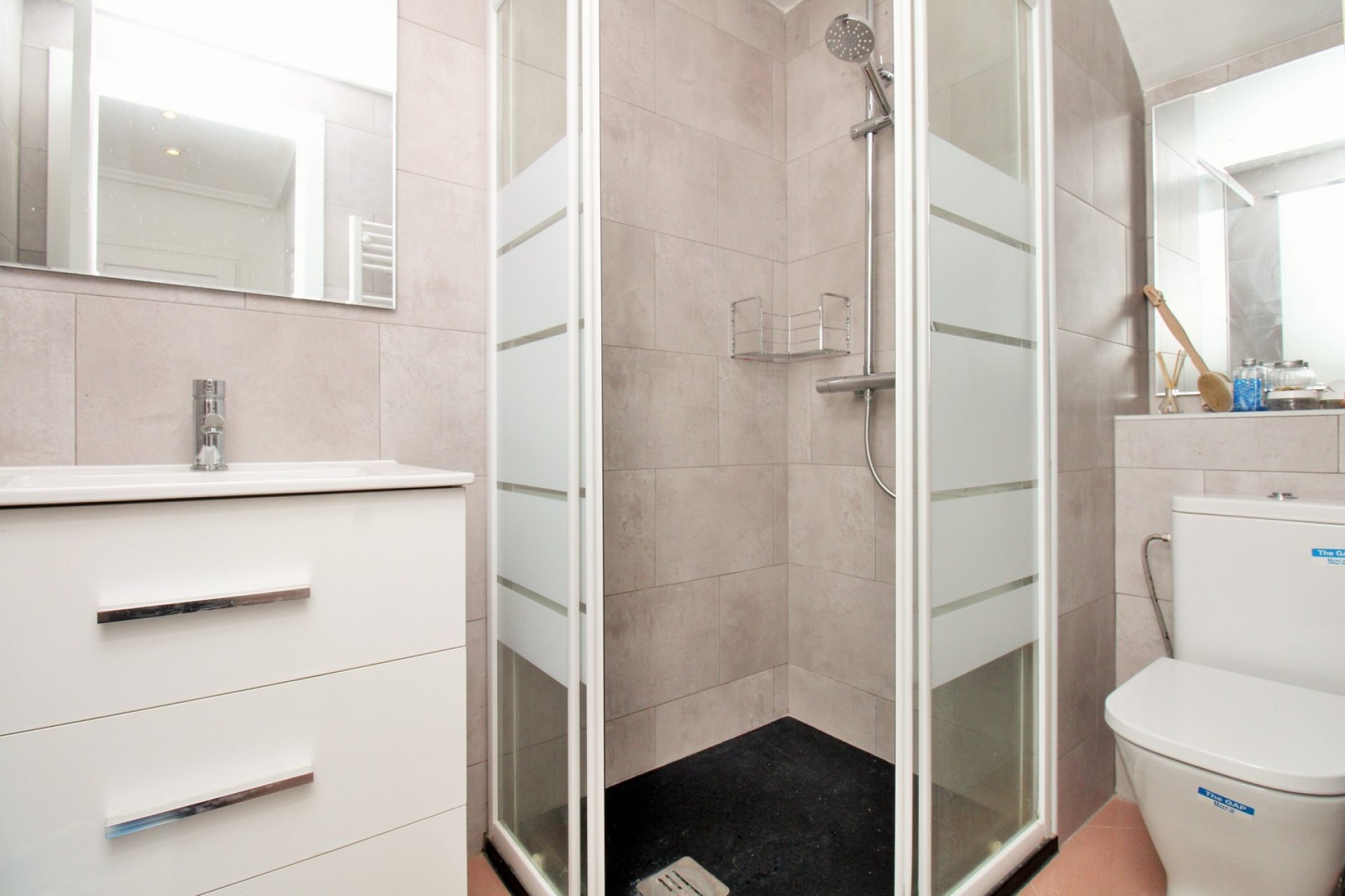 Resale - Villa - Villamartín - Los Dolses