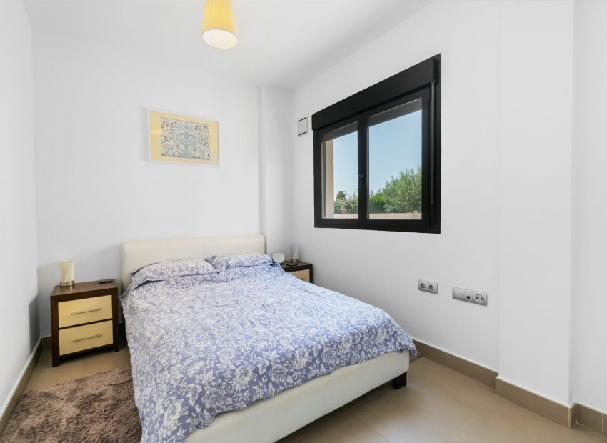 Resale - Villa - Villamartín - Los Dolses