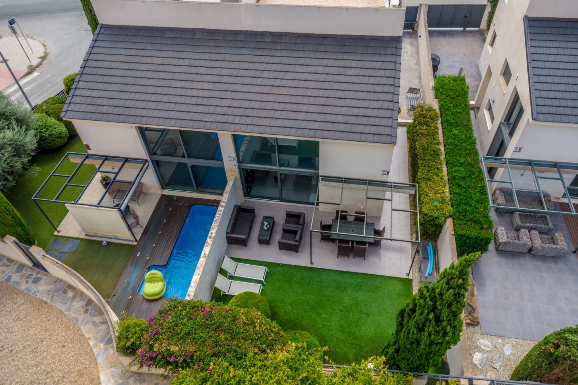 Resale - Villa - Villamartín - Los Dolses