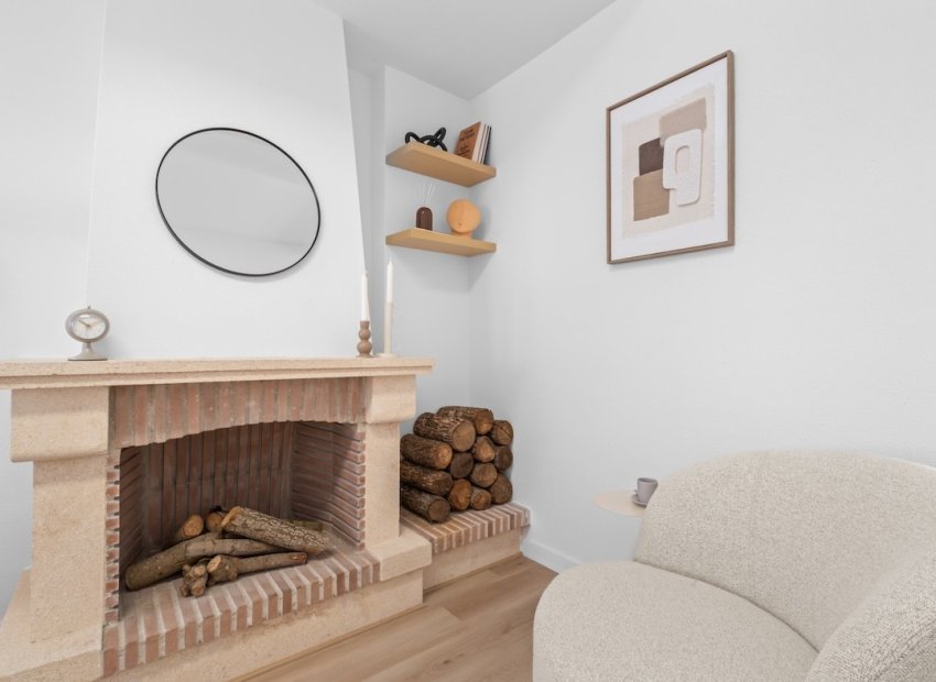Resale - Villa - Villamartín - PAU 26