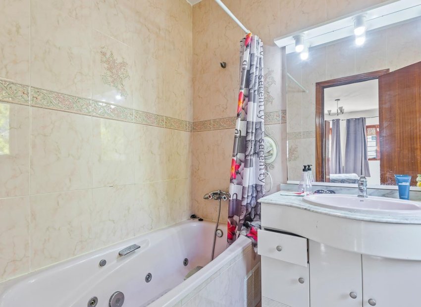 Resale - Villa - Villamartín - Res. Las Filipinas