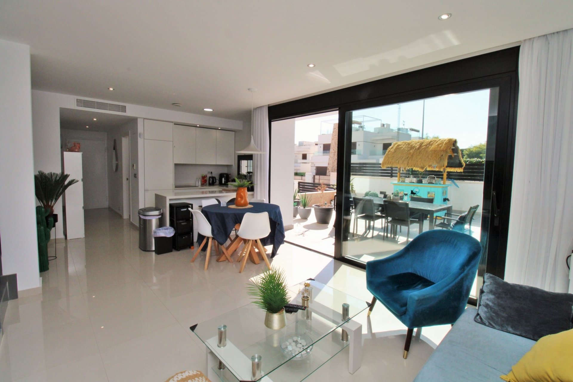 Resale - Villa - Villamartín