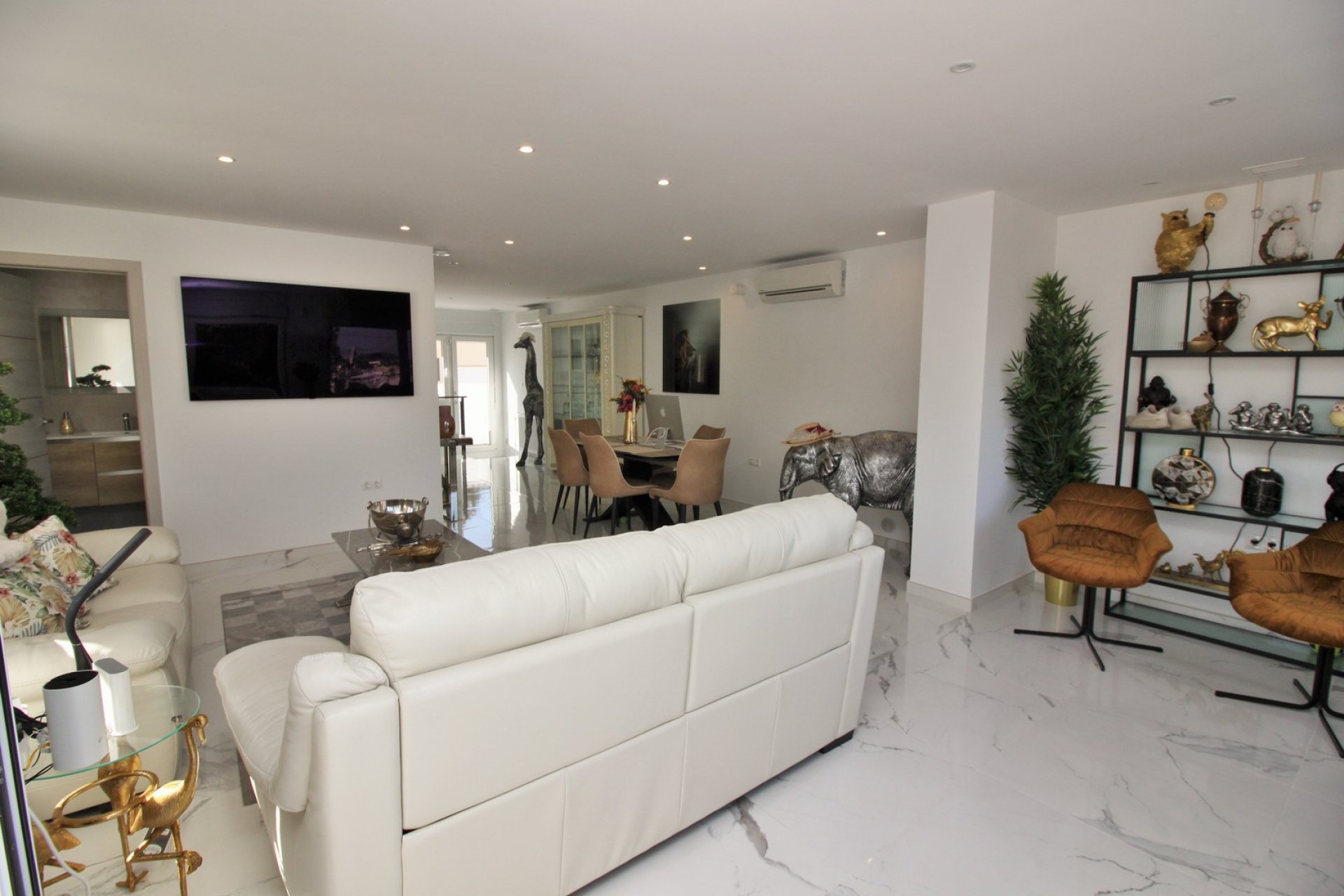 Resale - Villa - Villamartín