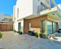 Resale - Villa - Villamartín