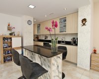 Resale - Villa - Villamartín