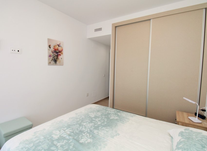 Resale - Villa - Villamartín