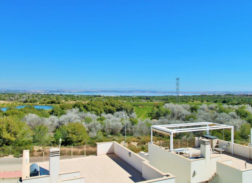 Resale - Villa - Villamartín