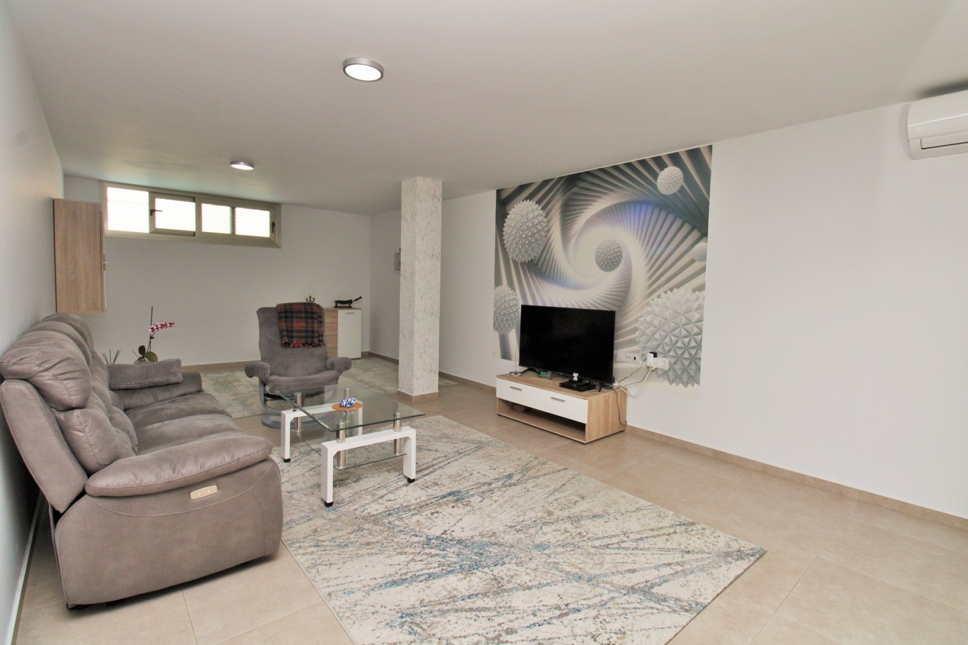 Resale - Villa - Villamartín