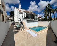 Resale - Villa - Villamartín