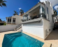 Resale - Villa - Villamartín