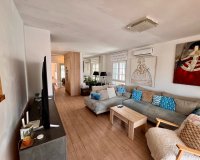 Resale - Villa - Villamartín