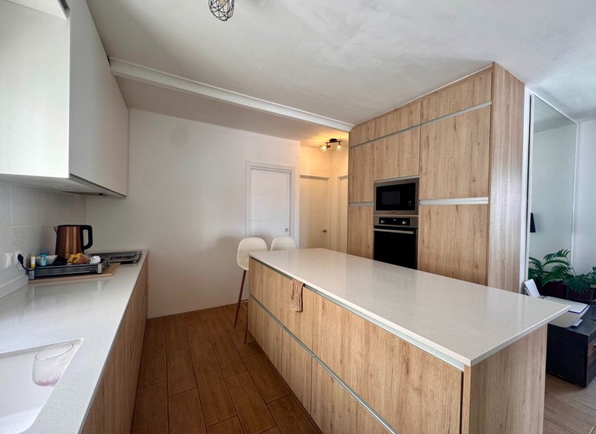 Resale - Villa - Villamartín