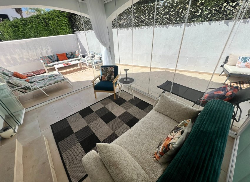 Resale - Villa - Villamartín