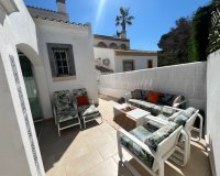 Resale - Villa - Villamartín
