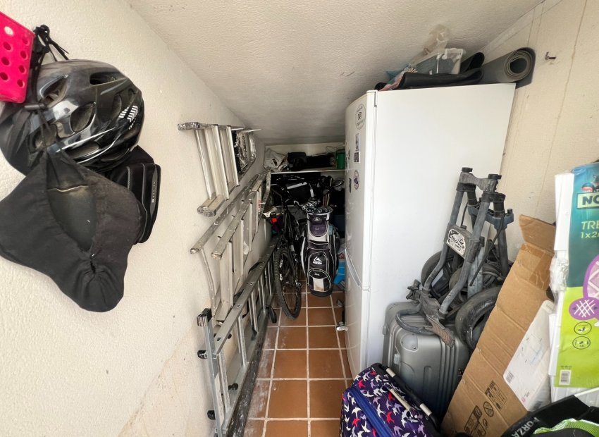 Resale - Villa - Villamartín