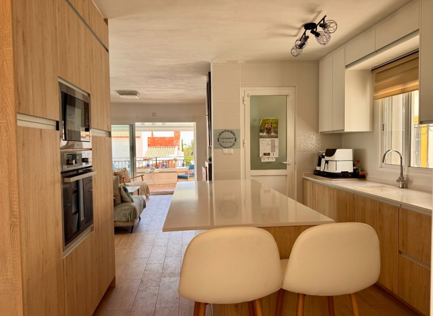 Resale - Villa - Villamartín
