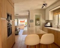 Resale - Villa - Villamartín