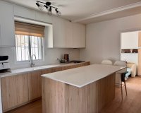 Resale - Villa - Villamartín