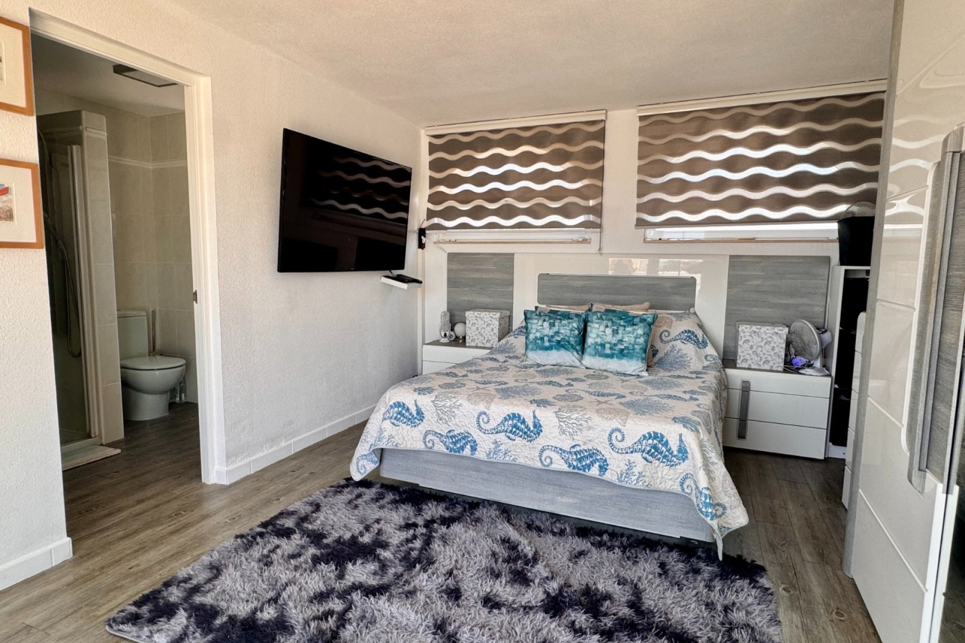 Resale - Villa - Villamartín